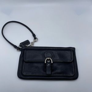 coach wristlet wallet